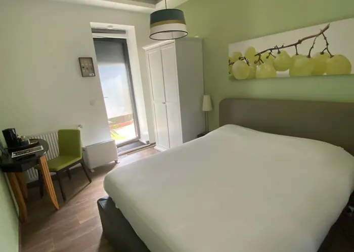 Bed & Breakfast De Tussenstop 3*
